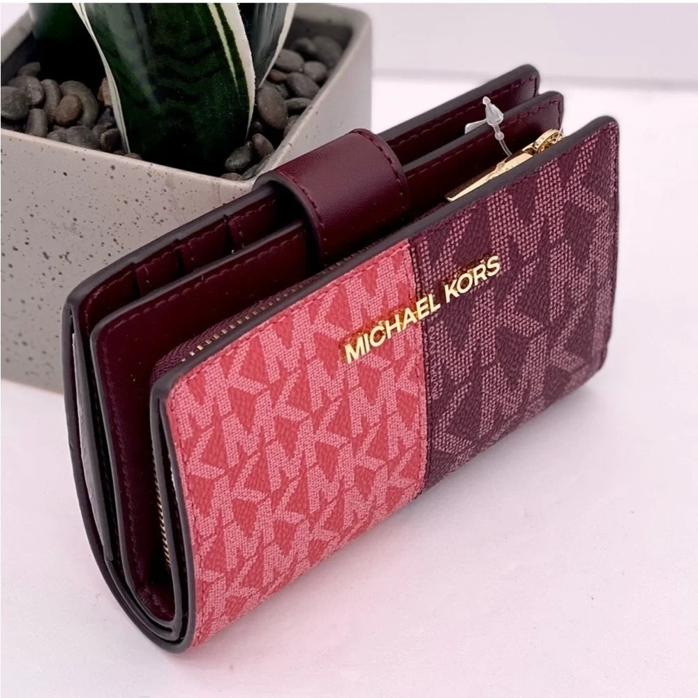 Michael Kors Jet Set Medium Two-Tone Logo Wallet